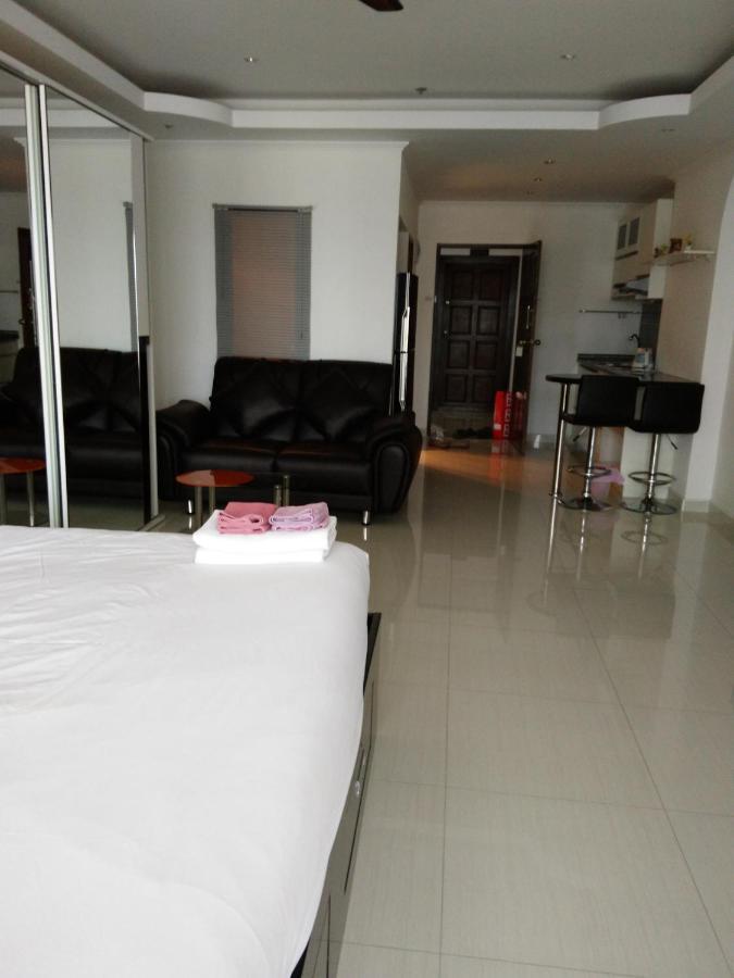 Joy Shop At View Talay 6 Pattaya Exterior foto