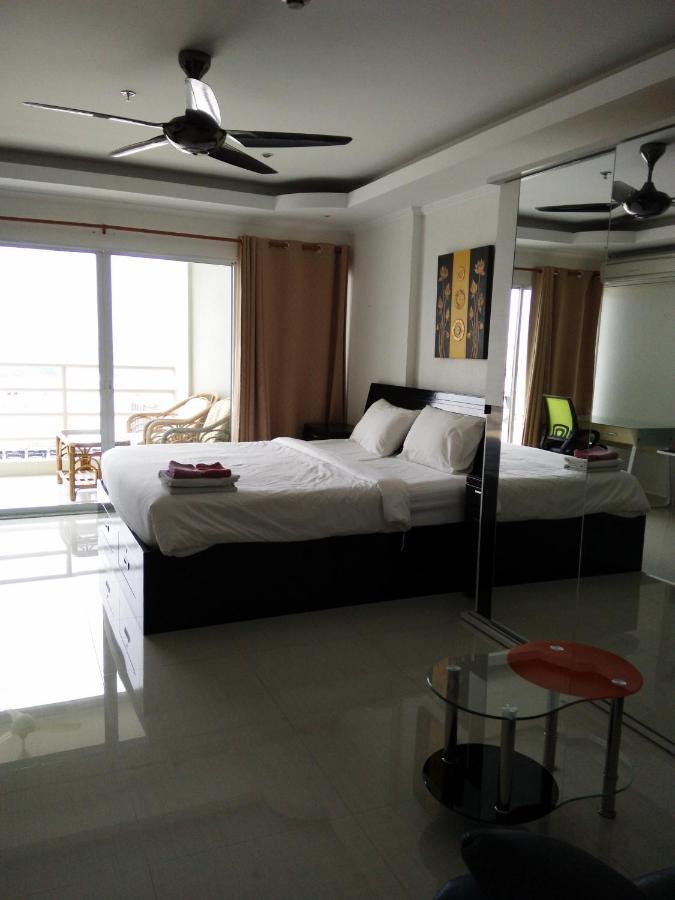 Joy Shop At View Talay 6 Pattaya Exterior foto